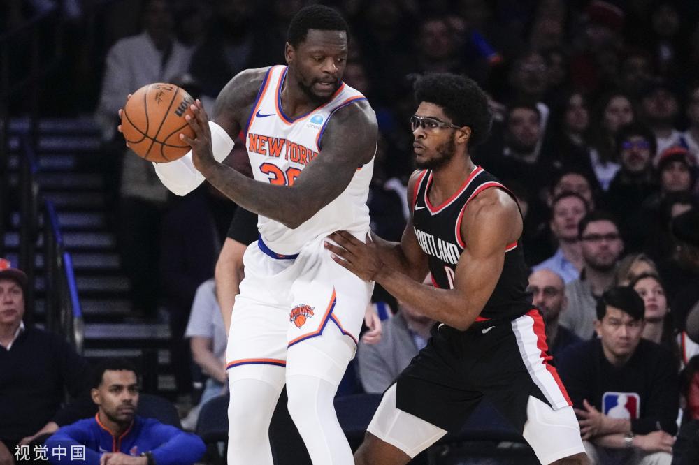 看台上的观 看台上的观