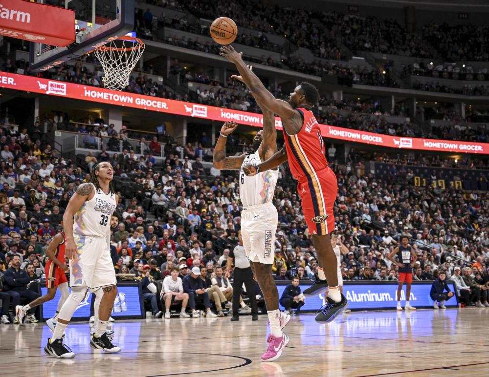 防守较量 防守较量